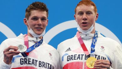 أولمبياد طوكيو: السباح البريطاني دين المصاب مرتين بكوفيد يفوز بالميدالية الذهبية في 200 متر سباحة حرة - أخبار