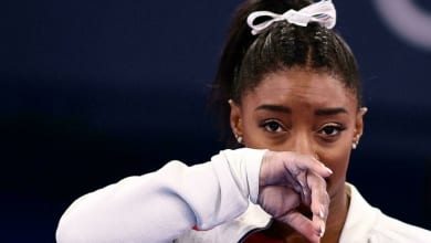 الألعاب الأولمبية: انسحاب لاعبة الجمباز الأمريكية بايلز من نهائيين أخريين - أخبار