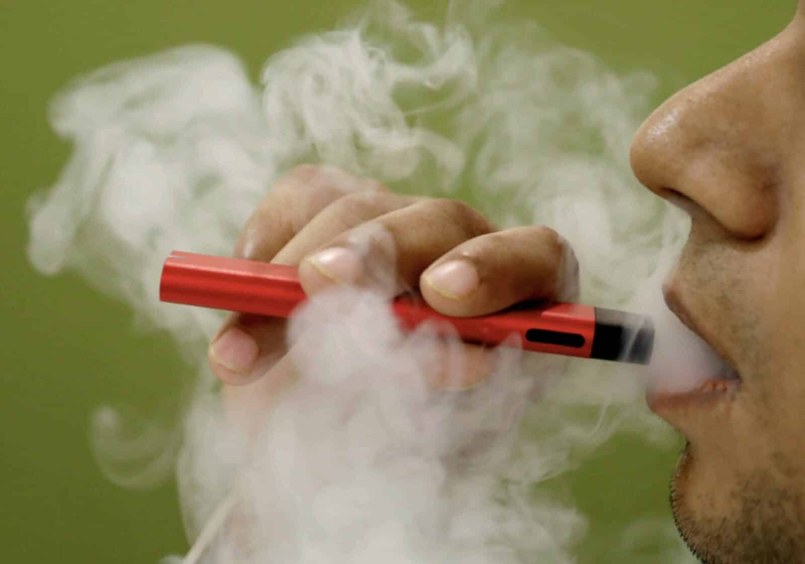 السجائر الإلكترونية تولد جيلاً جديدًا من المدخنين: أطباء الإمارات - أخبار