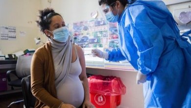 كوفيد -19: أفضل مجموعات أطباء التوليد الأمريكيين يوصون باللقاح أثناء الحمل - أخبار