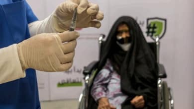 كيف أصبحت الإمارات أكثر دول العالم تطعيمًا - أخبار