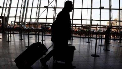 الرحلات الجوية إلى الإمارات العربية المتحدة: الخطوط الجوية توضح القواعد للمغتربين الذين تقطعت بهم السبل والذين تلقوا لقاح Covid في وطنهم - أخبار