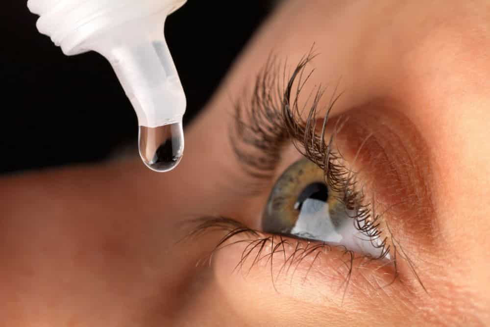 علاج حالات جفاف العين المزعجه و افضل القطرات بديله الدموع لترطيب العين