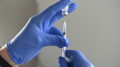 الدراسة: تظهر الجرعة الرابعة من اللقاح نتائج محدودة مع أوميكرون