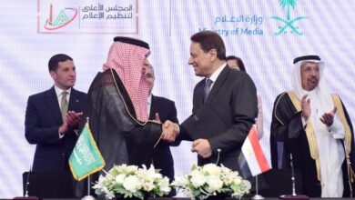 توقيع اتفاقية بين «الأعلى للإعلام» ووزير الإعلام السعودي في الإذاعة والتلفزيون والإنتاج الدرامي