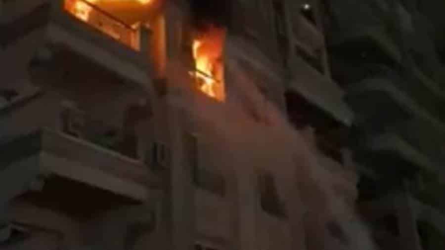 حريق يلتهم شقة سكنية في مدينة نصر