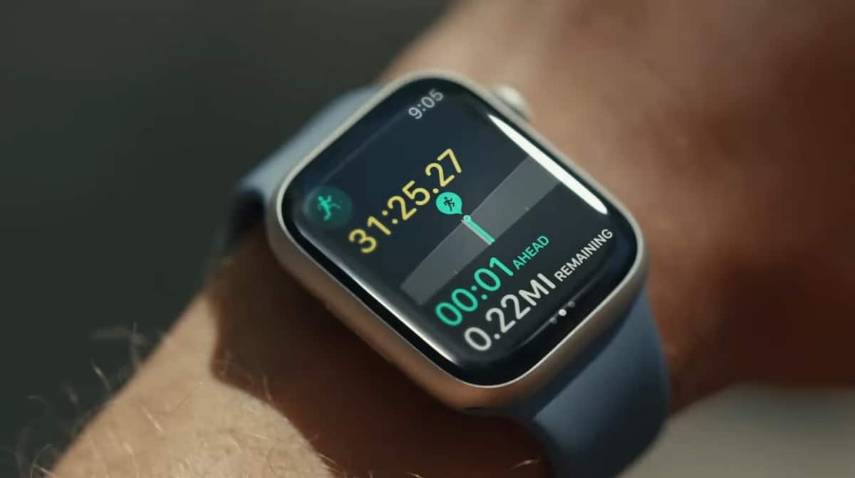 مقارنة بين ساعة Apple Watch Series 8 وSeries 7 - هل تستحق الشراء؟