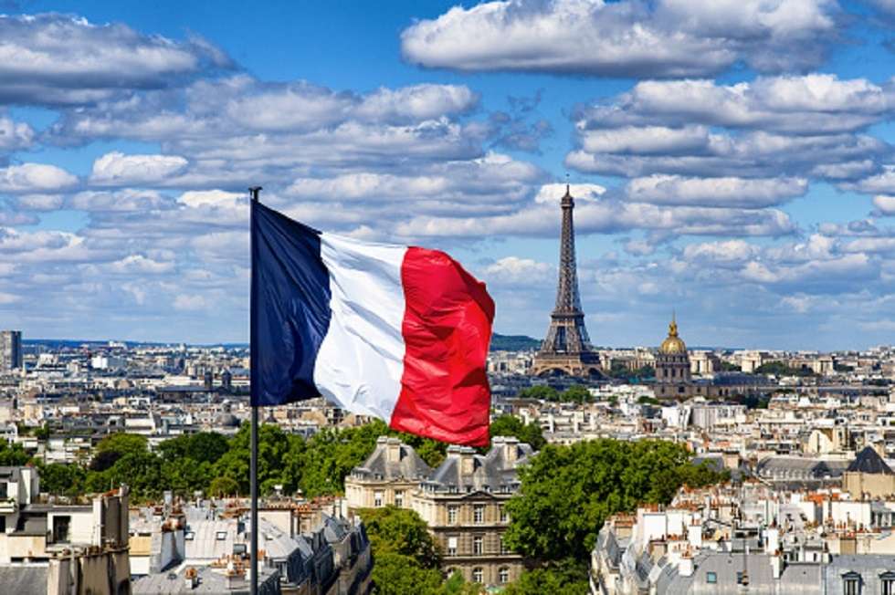 أخبار وتقارير : فرنسا تدعو أطراف النزاع إلى قبول مقترح تمديد الهدنة