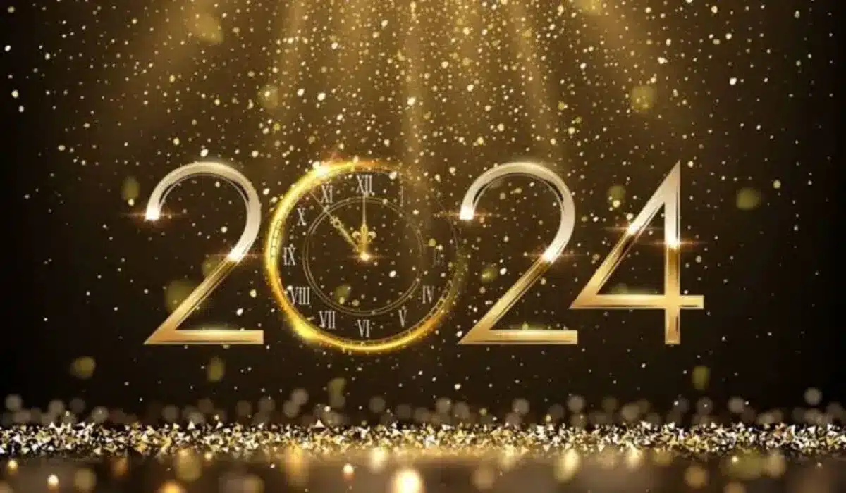 “بالتزامن مع اقتراب عام جديد” كلام عن السنة الجديدة للأهل 2024 والأحباب 