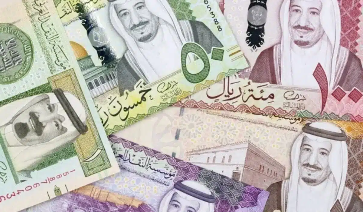 قد ايش سعر الريال؟ .. سعر الريال السعودي مقابل الجنيه المصري في البنوك اليوم الإثنين 1 يناير 2024